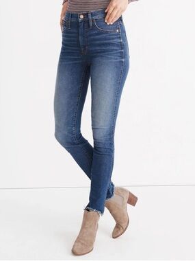MADEWELL 10” High-Rise Skinny Jeans in Brockstone Wash Raw/Frayed Hem Size 28”